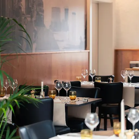 Restaurant La Croix Verte 3* Vich