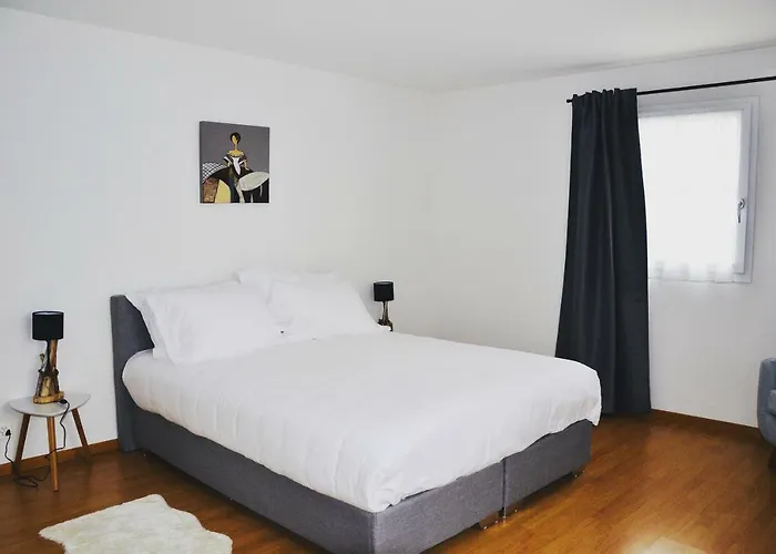 Restaurant La Croix Verte 3* Vich