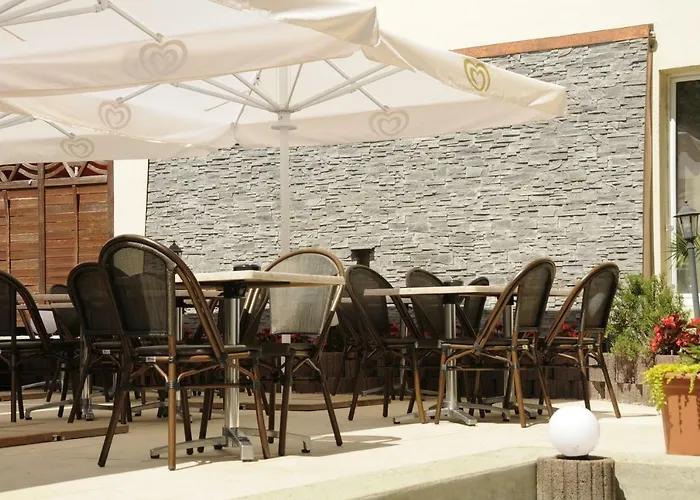 Restaurant La Croix Verte 3*