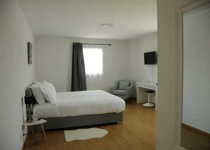 Restaurant La Croix Verte 3* Vich