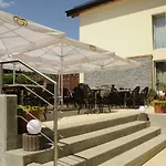Restaurant La Croix Verte Hotel Vich