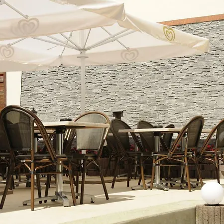 Restaurant La Croix Verte 3*